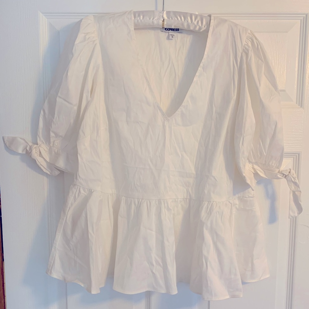 GUC Express white peplum blouse size medium